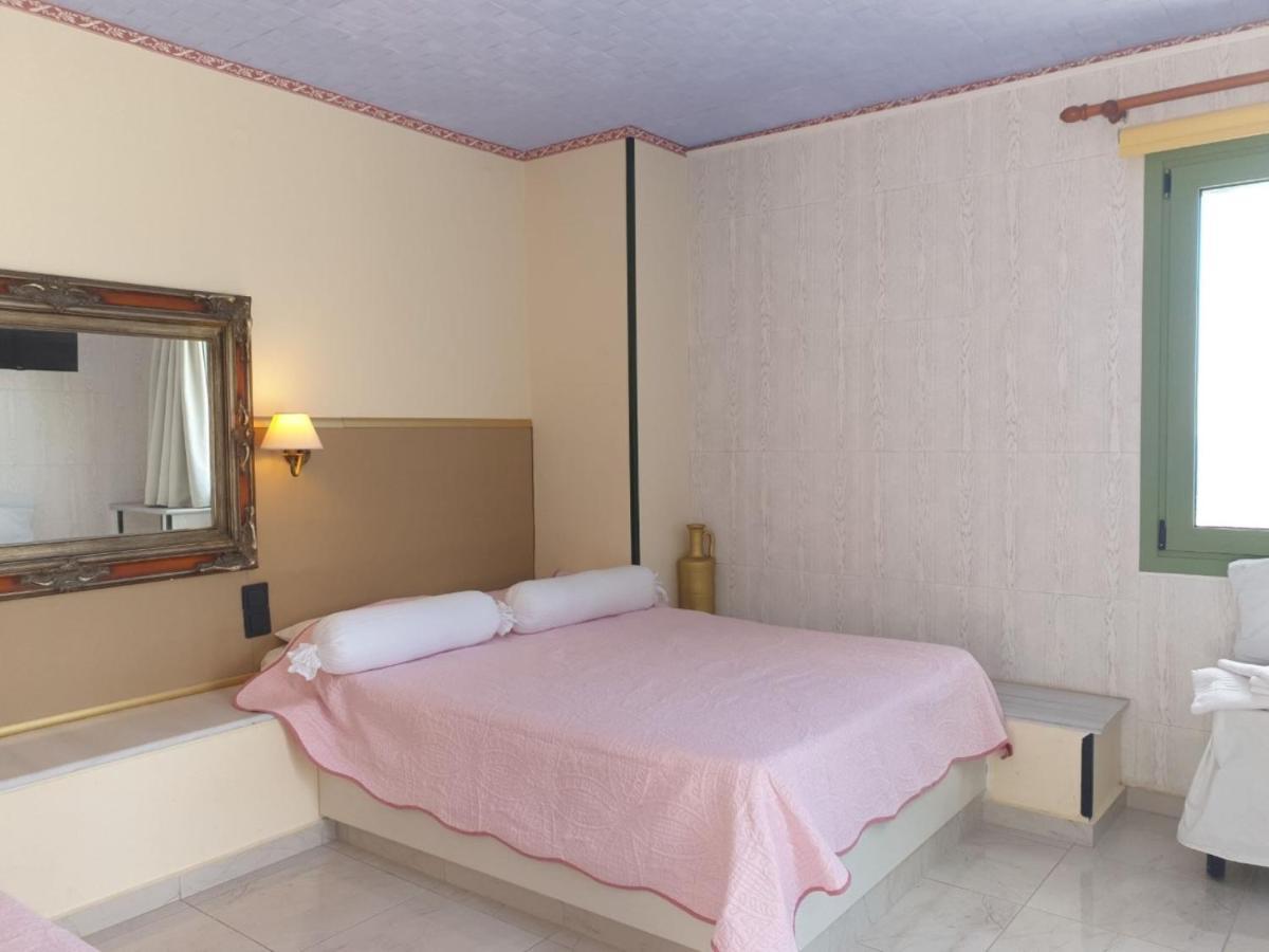 Executive Junior Hersonissos (Crete)