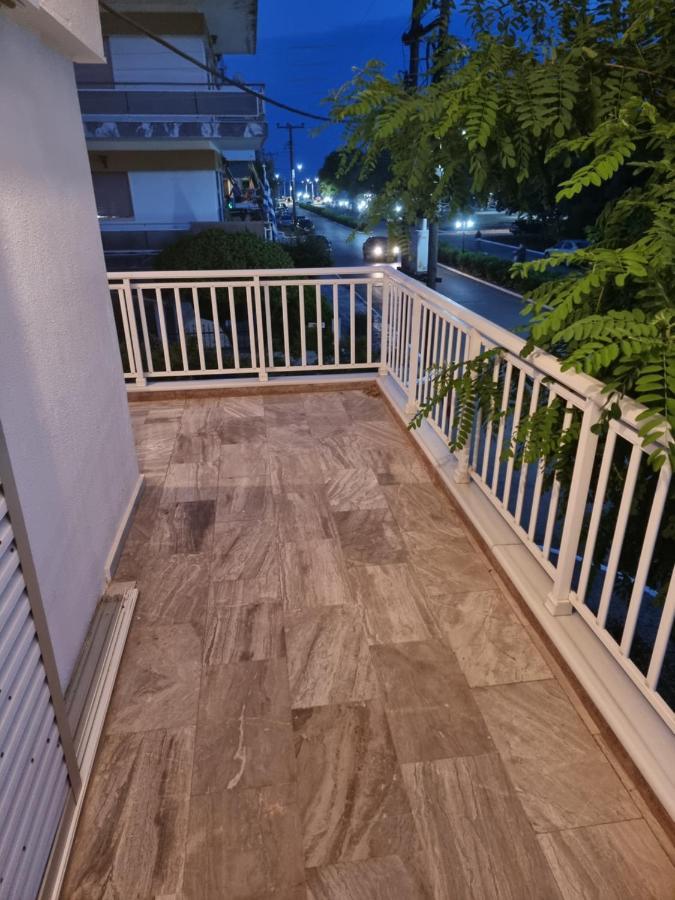 Entire Bedroom With Big Balcony Perfect For Families Mishev Nea Moudania