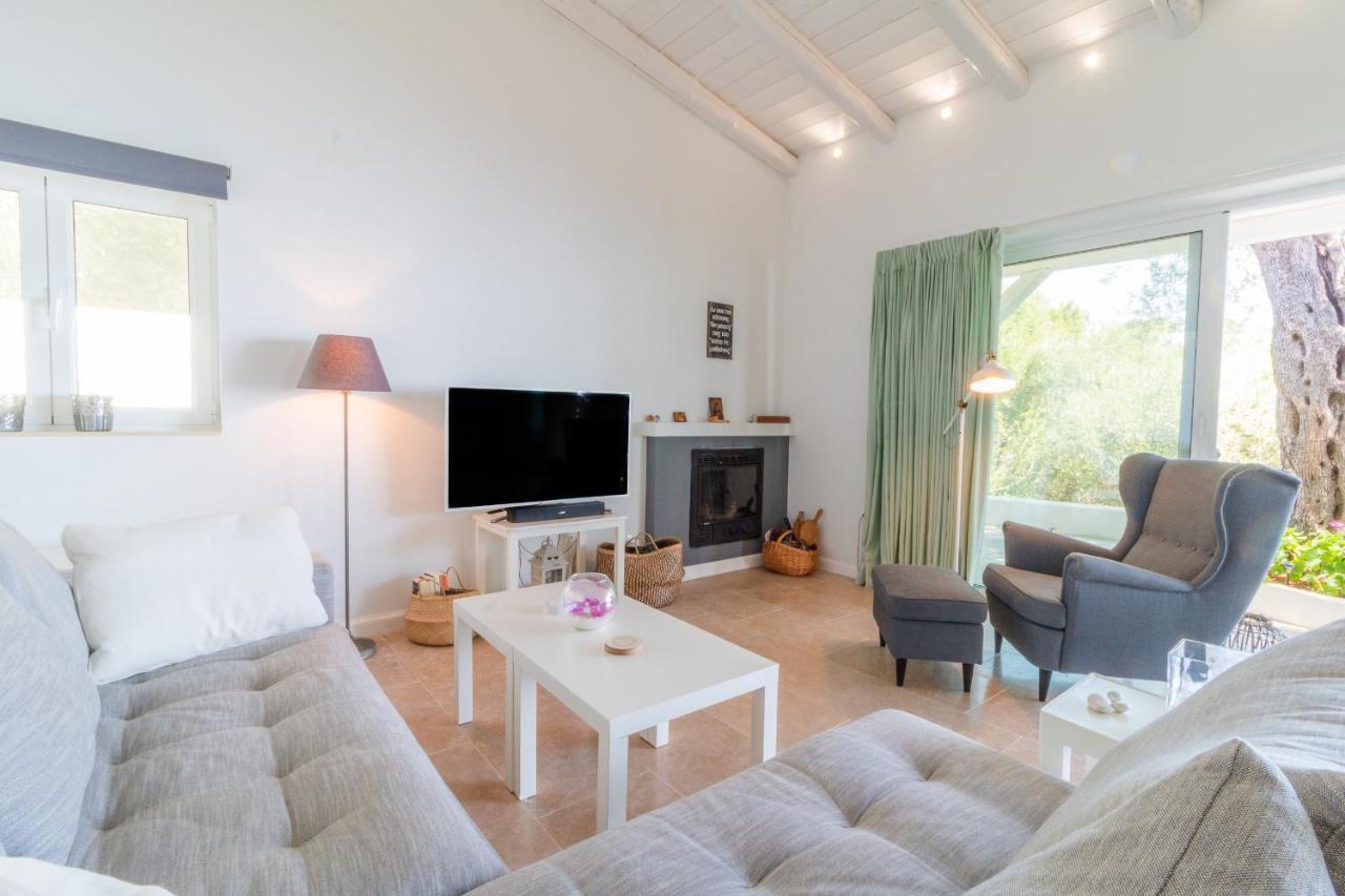 Zoela Corfu - 2 Seperate With Full Privacy * Gastouri (Corfu)