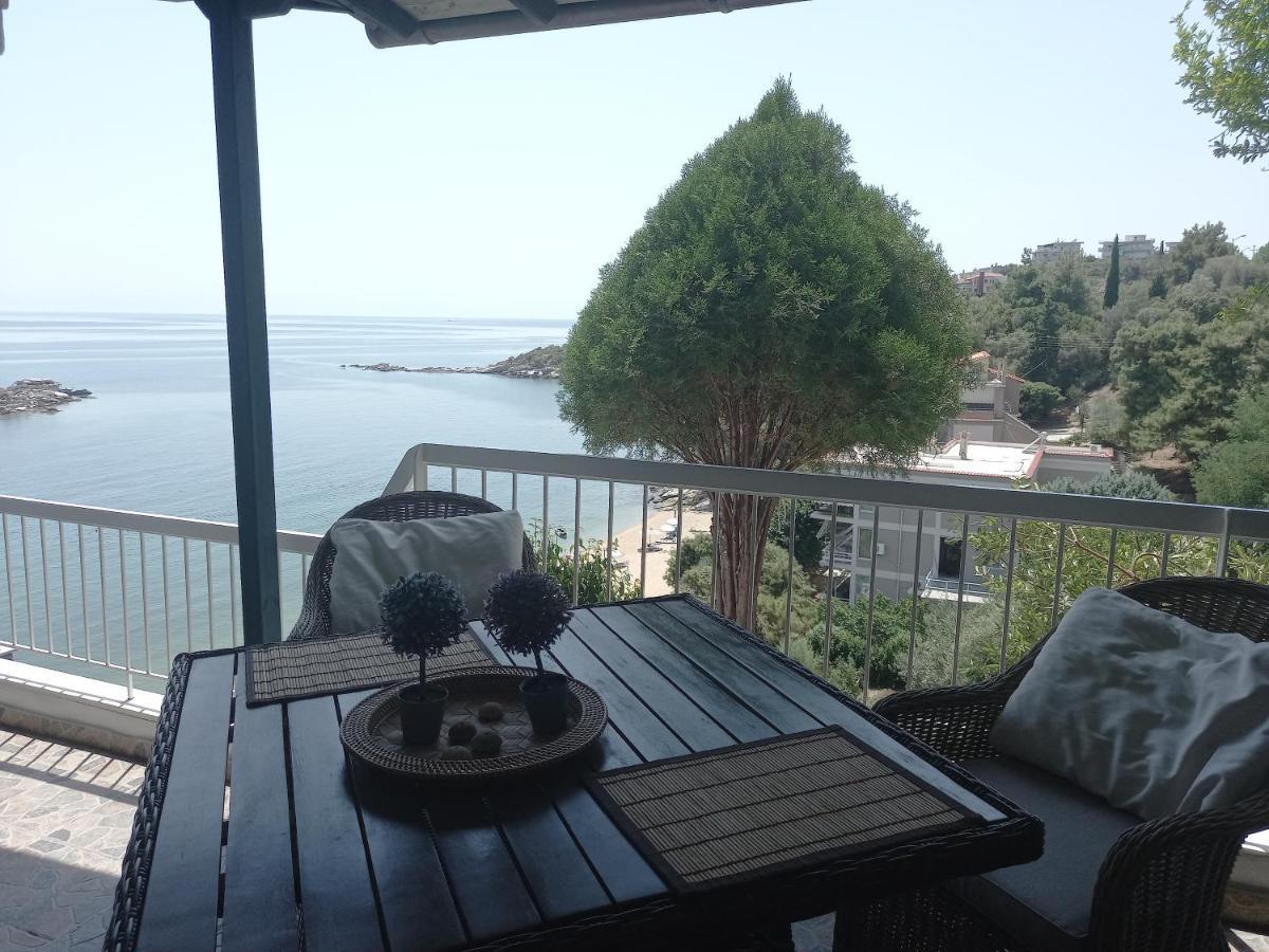 Apartment Balcony By The Sea Palaiontsiflikion