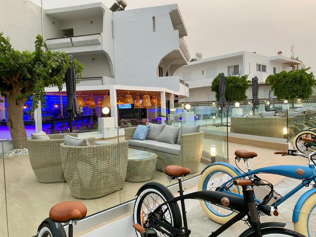 Penelope Hotel *