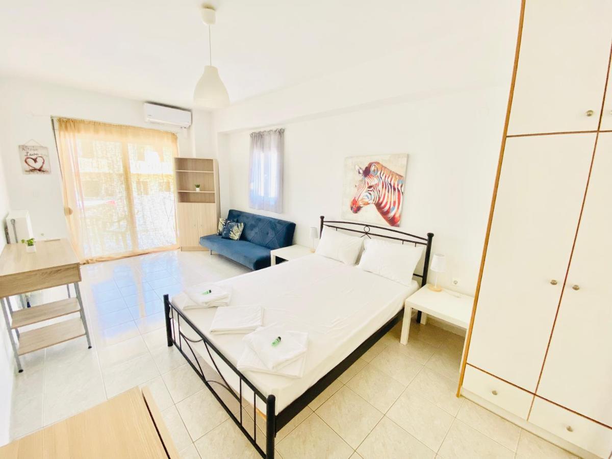Korona Beach I Sea View Studio Apartment Rethymno (Crete)