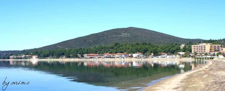 Pefkonas 100 M From The