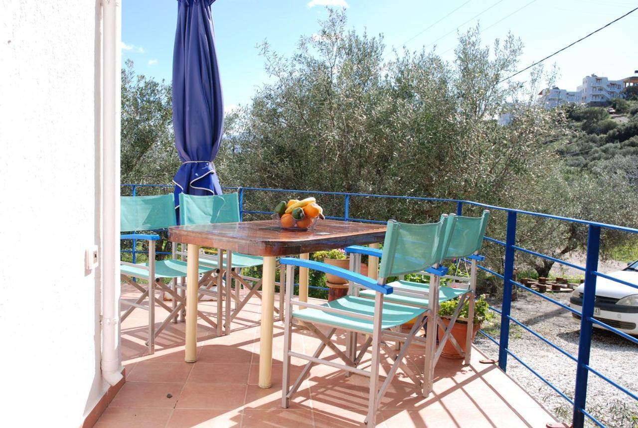 Luxury Cozy With Garden Near The Sea
