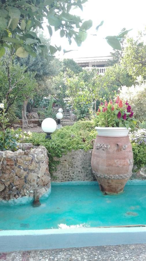 Luxury Cozy With Garden Near The Sea Villa *