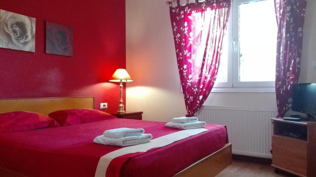 Luxury Cozy With Garden Near The Sea Mardati