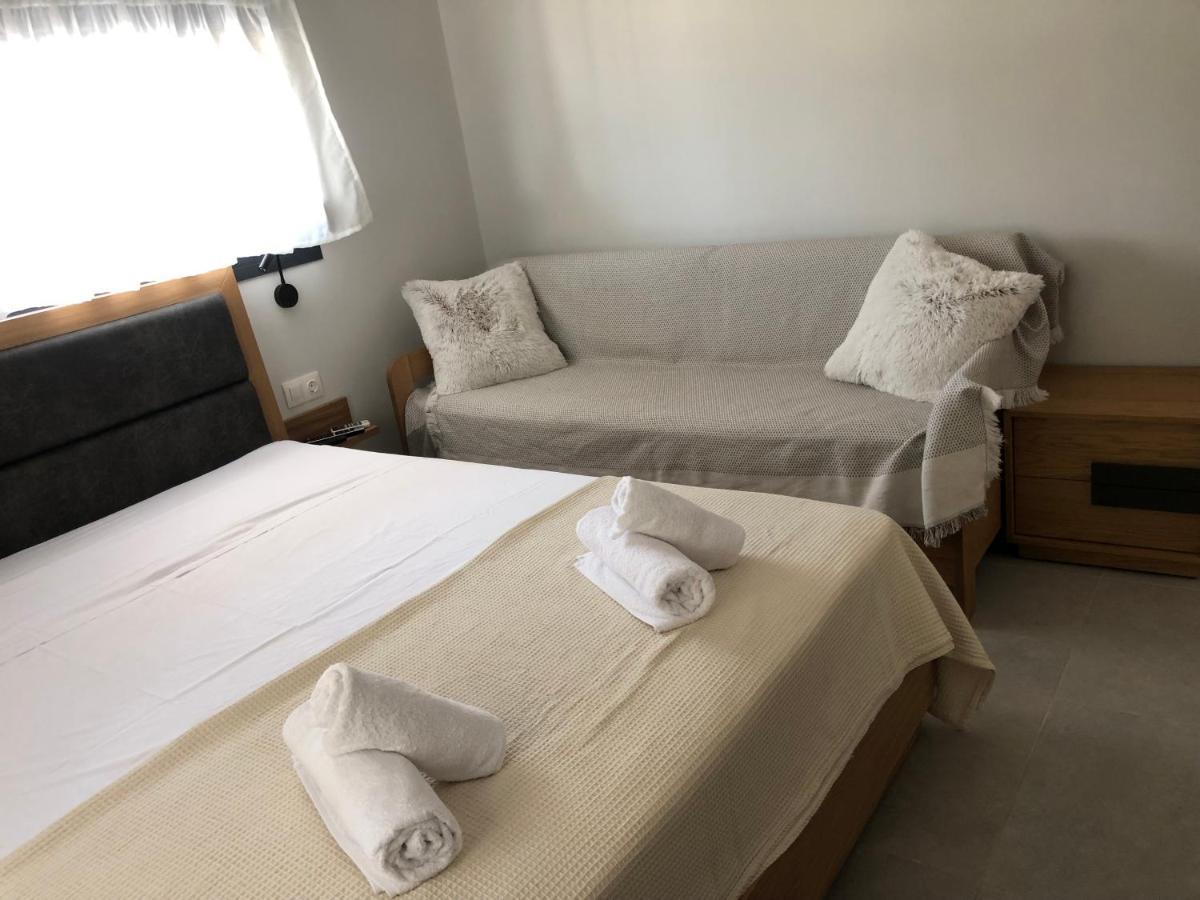 Aurora Aparthotel *