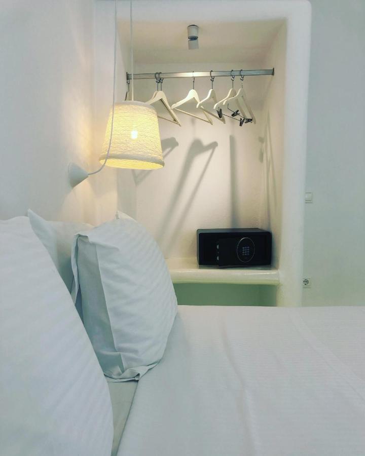 Taki's Guests Bed & Breakfast