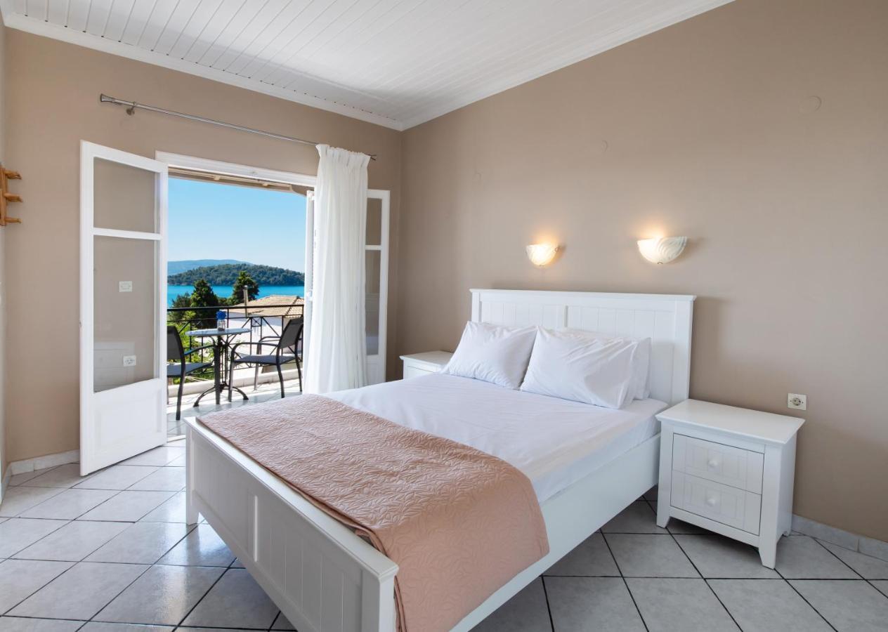Spiros Sea View Inn Nydri (Lefkada)