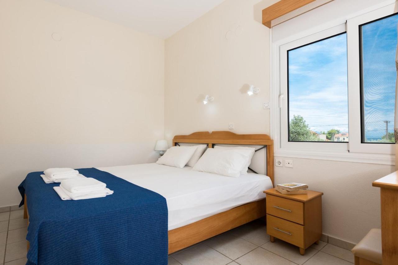 Aparthotel Elena Nina