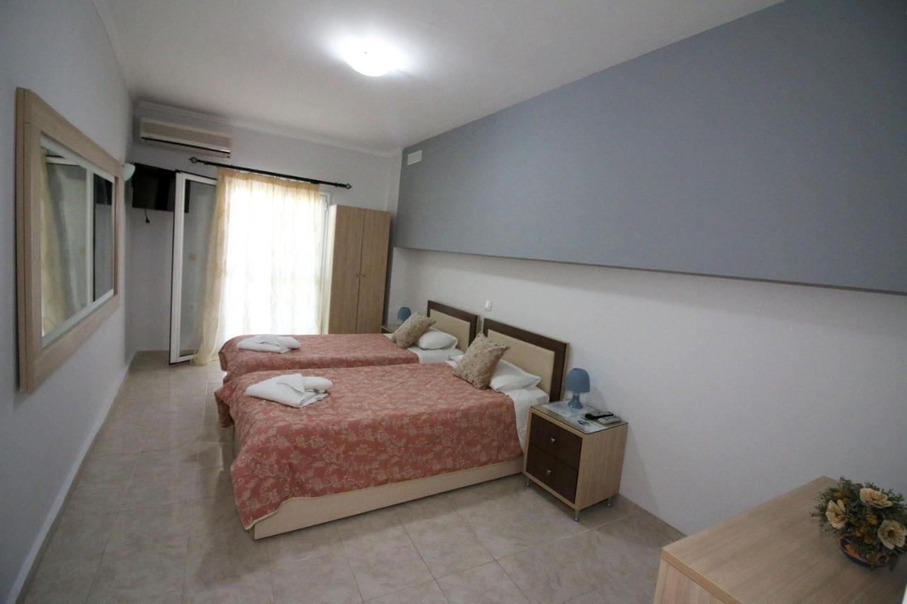 Aparthotel Santa Barbara Lakis