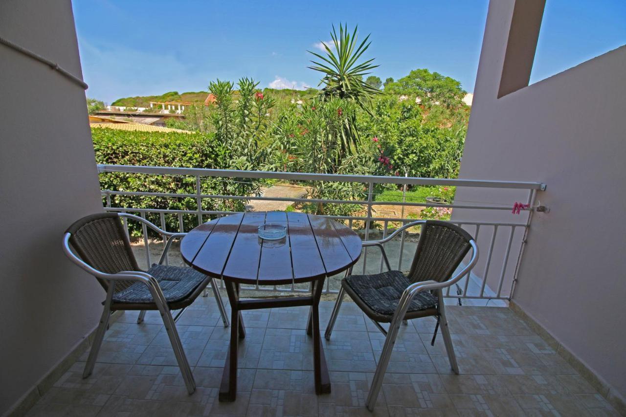 Santa Barbara Lakis 3*