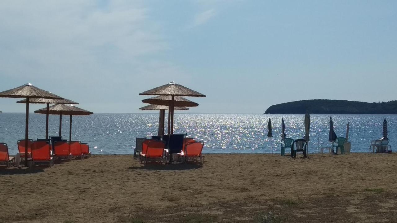 Sea And Sky * Nea Peramos (Macedonia)