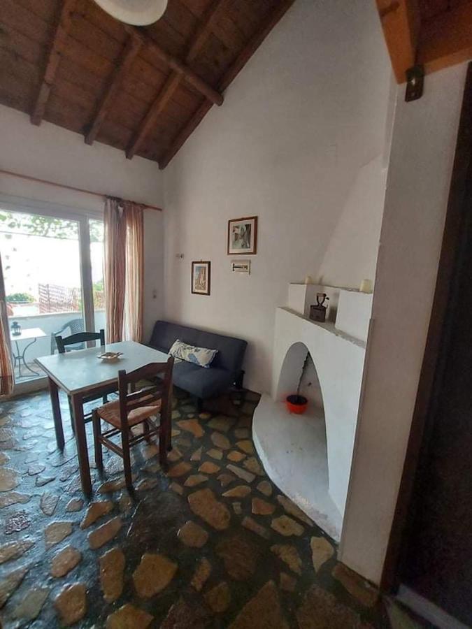 Holiday home Beautiful House Located On A Hill In Samos Island, 400 M From An Organized *