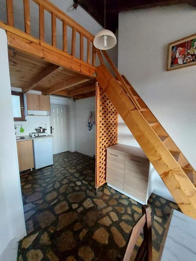 Beautiful House Located On A Hill In Samos Island, 400 M From An Organized *