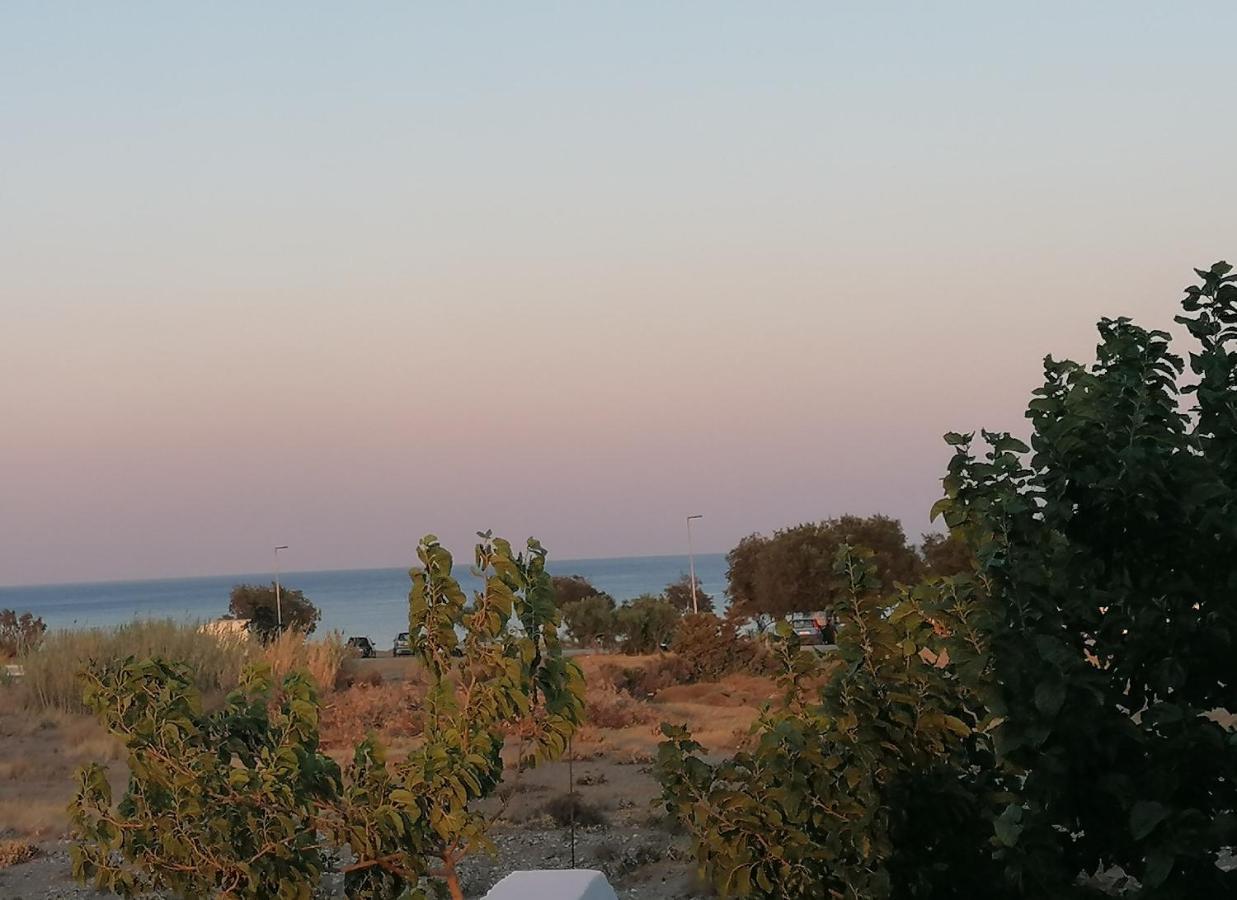 12 Senses Sea View *