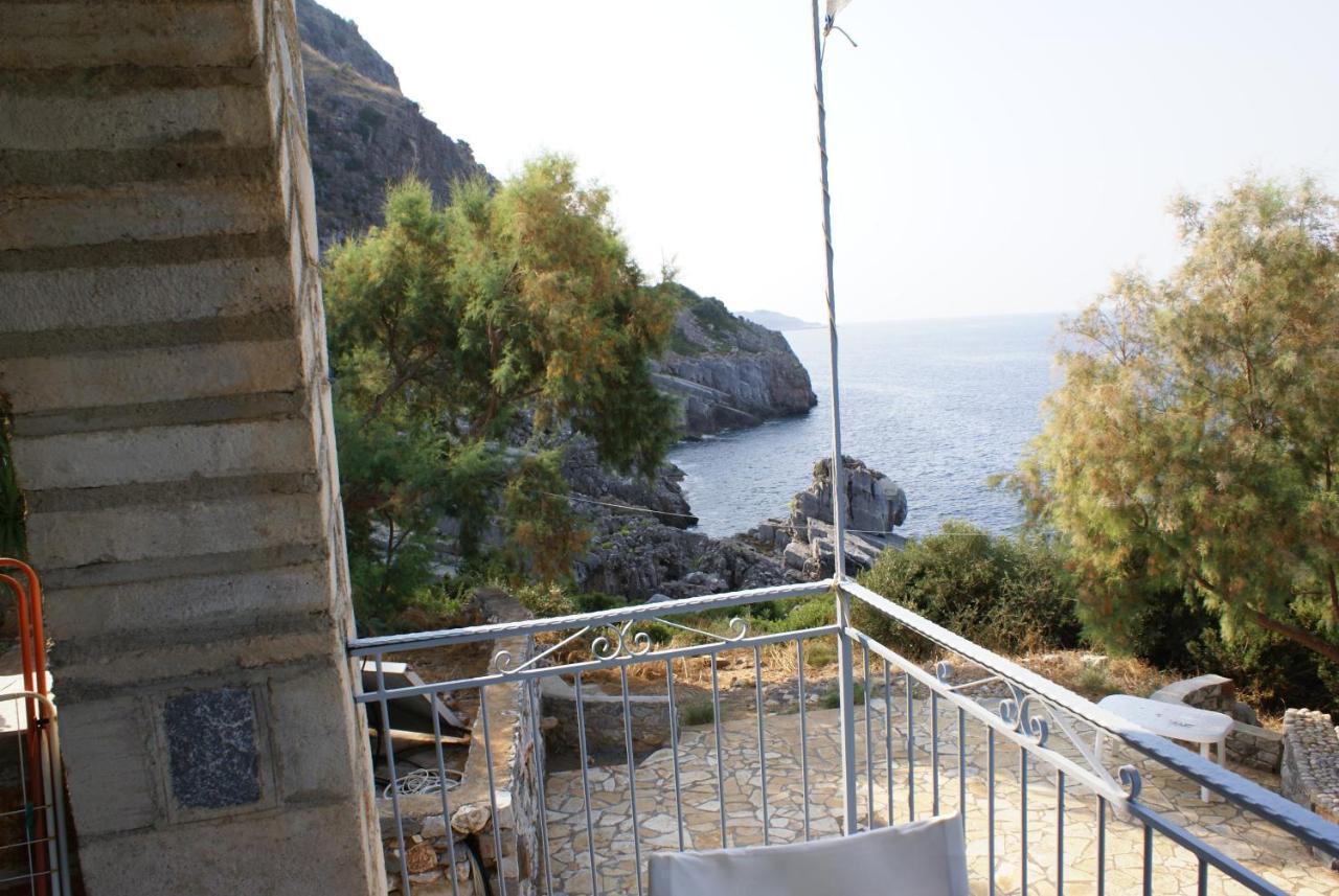 Katafigio Village Kotronion (West Mani)