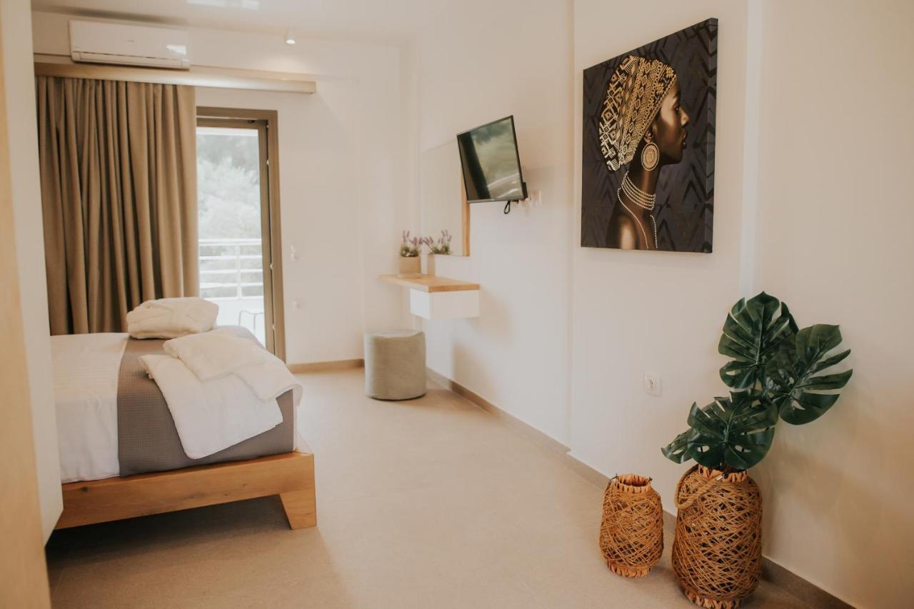 Elia Boutique * Parga