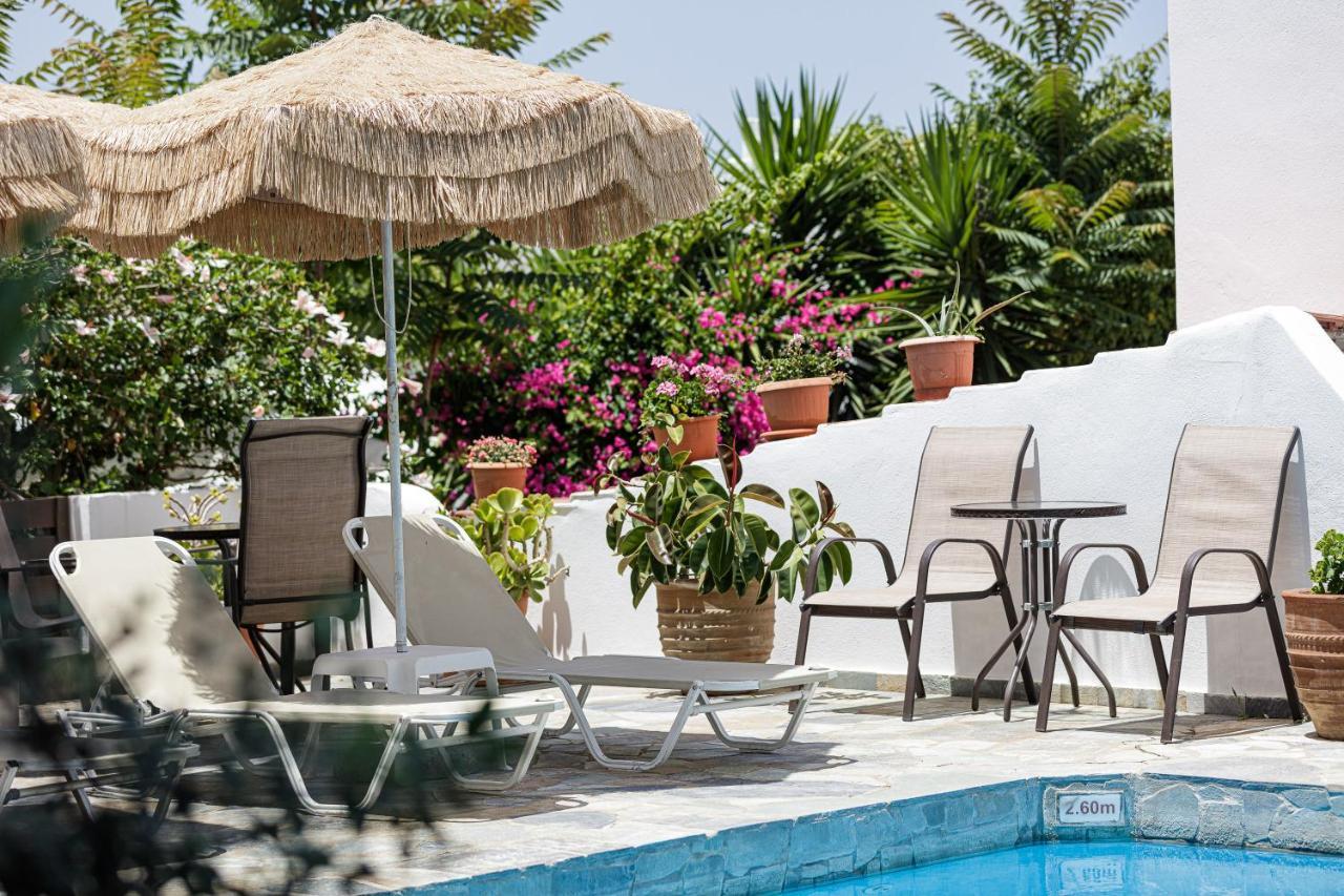 Kasteli Studios & Apartments * Panormos (Crete)