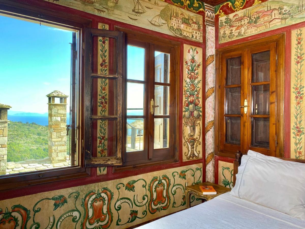 Archontika Karamarlis Hotel
