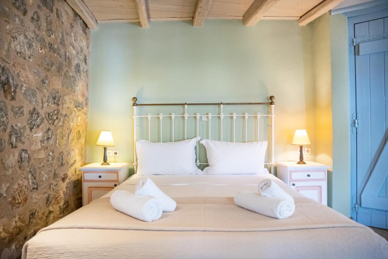 Trapela Areopolis, Boutique Hotel