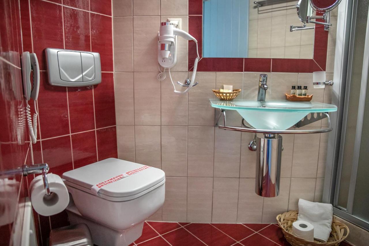 Trapela Areopolis, Boutique Hotel