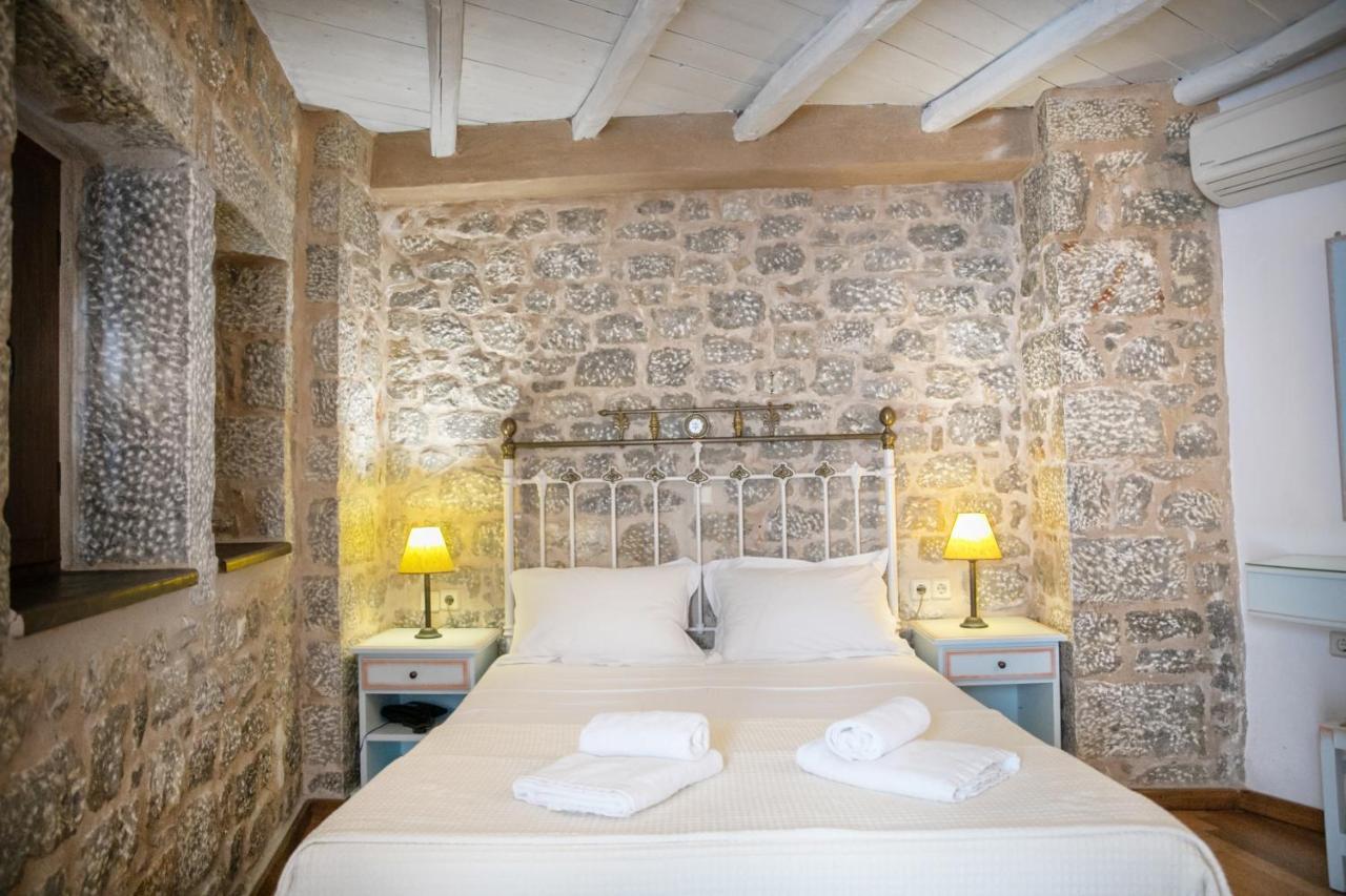 Trapela Areopolis, Boutique 3*