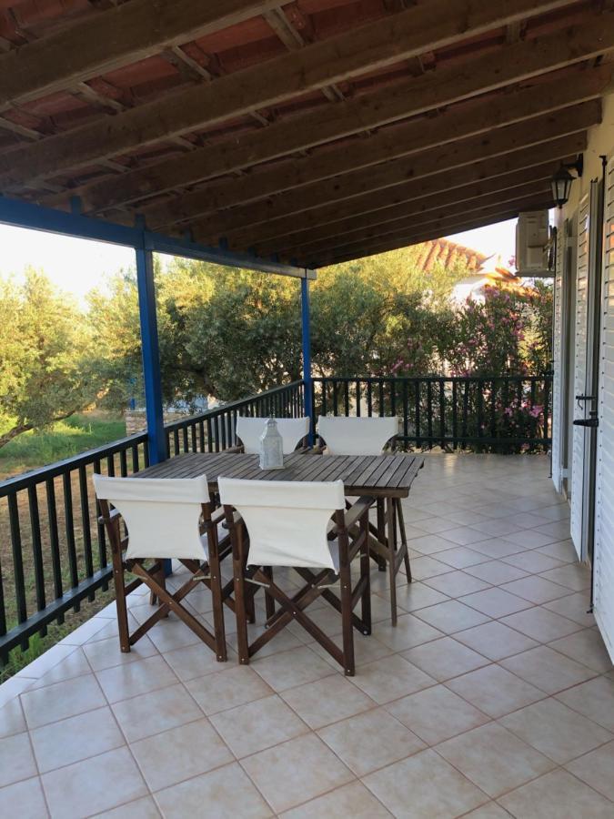 Aggeliki House 5 * Kompoi