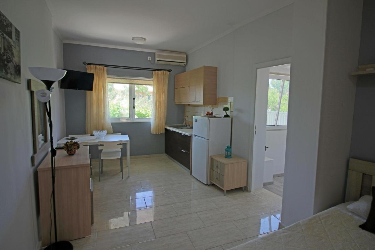 Santa Barbara Lakis Aparthotel 3*