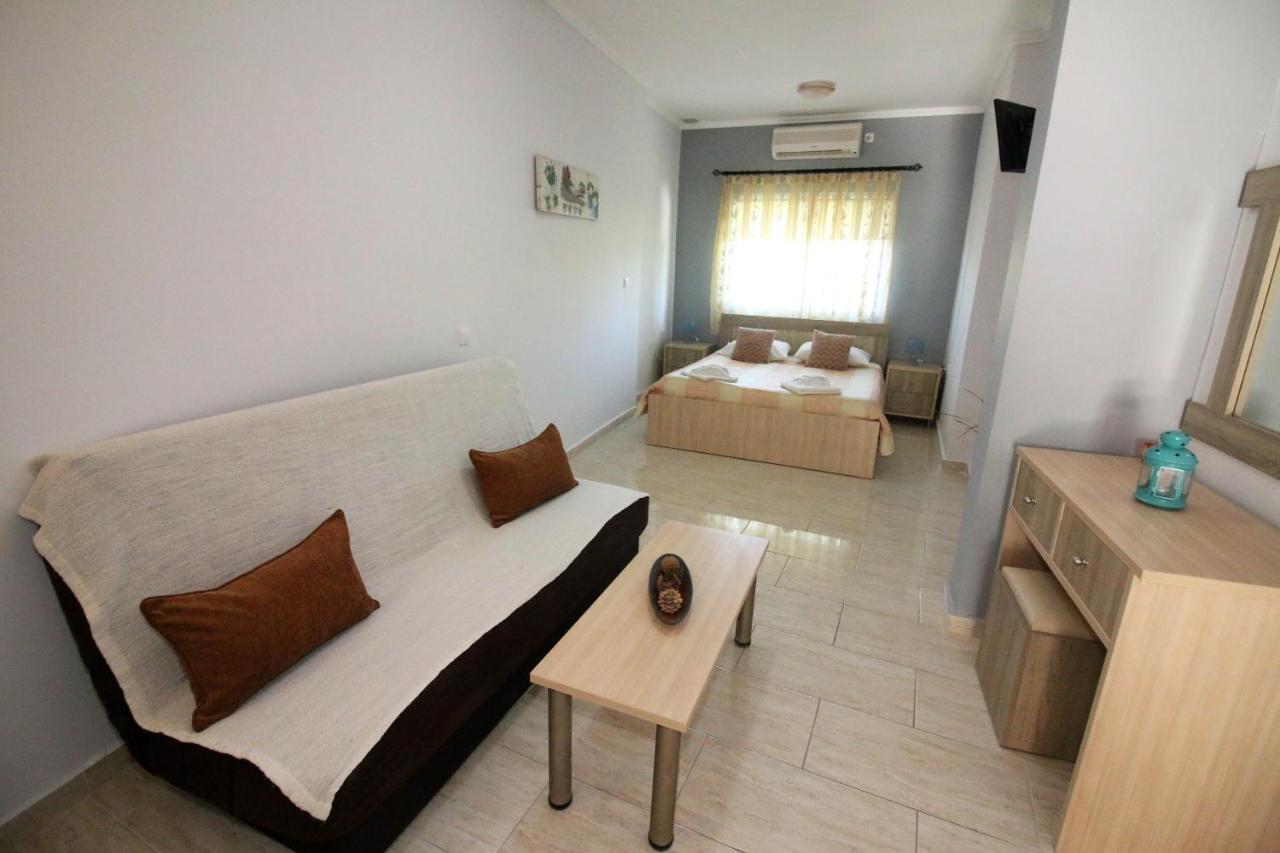 Aparthotel Santa Barbara Lakis 3*