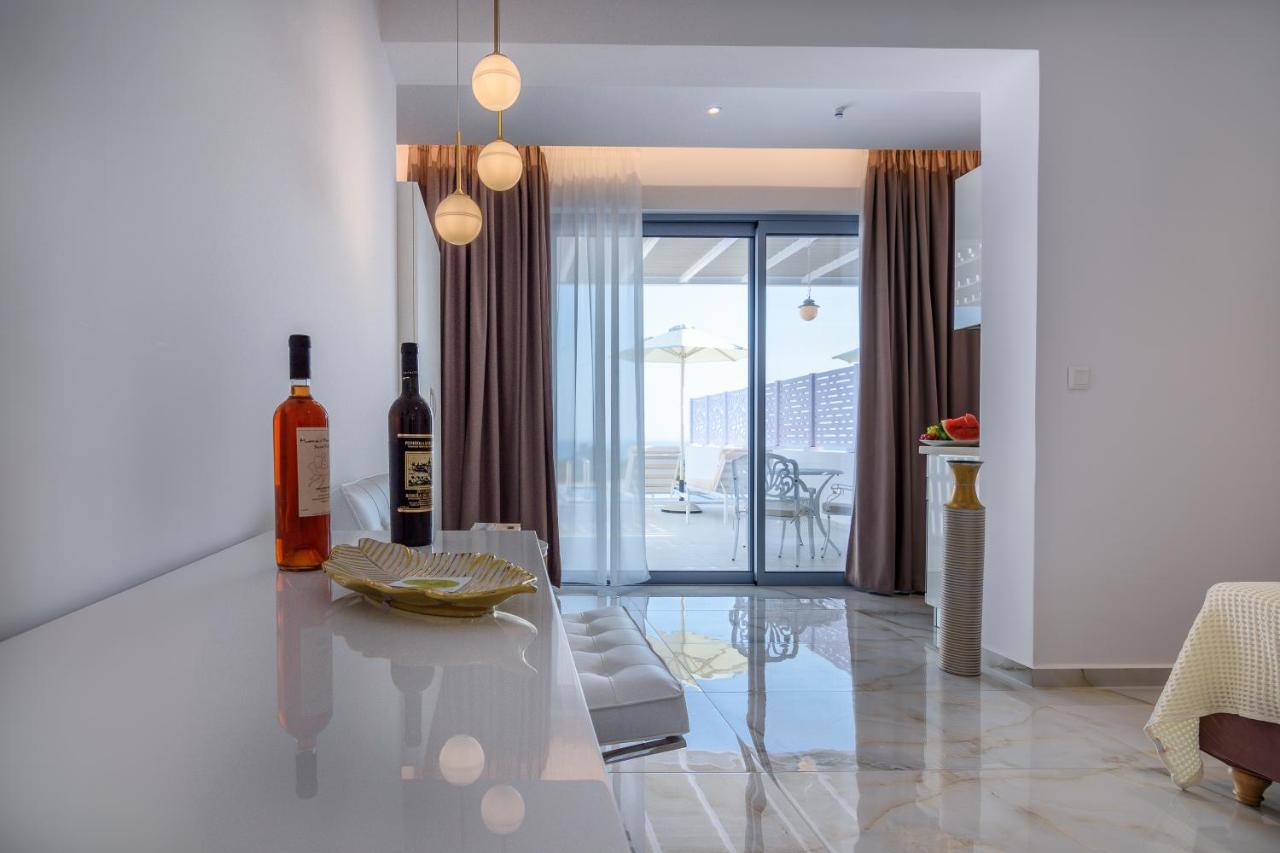 Dionisos Apartment