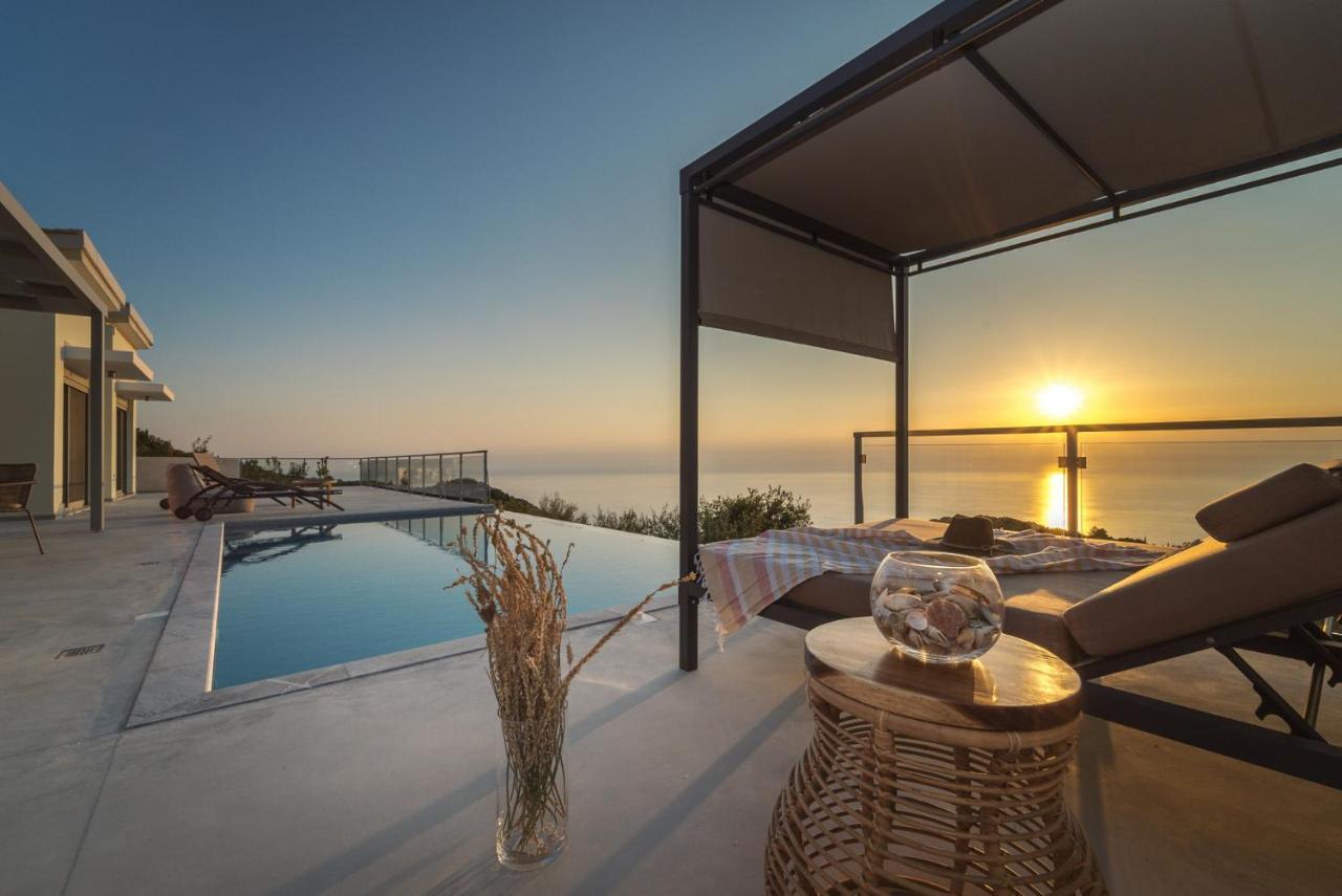 Owl Villa *
