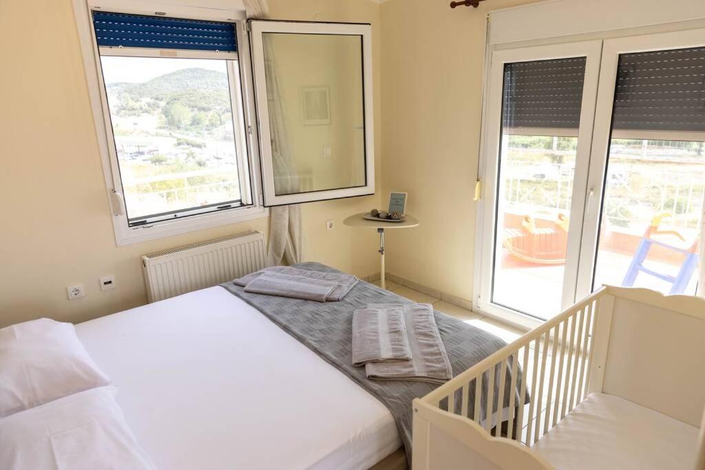 Port View House-comfy Family Apartment-panoramic View Apartment