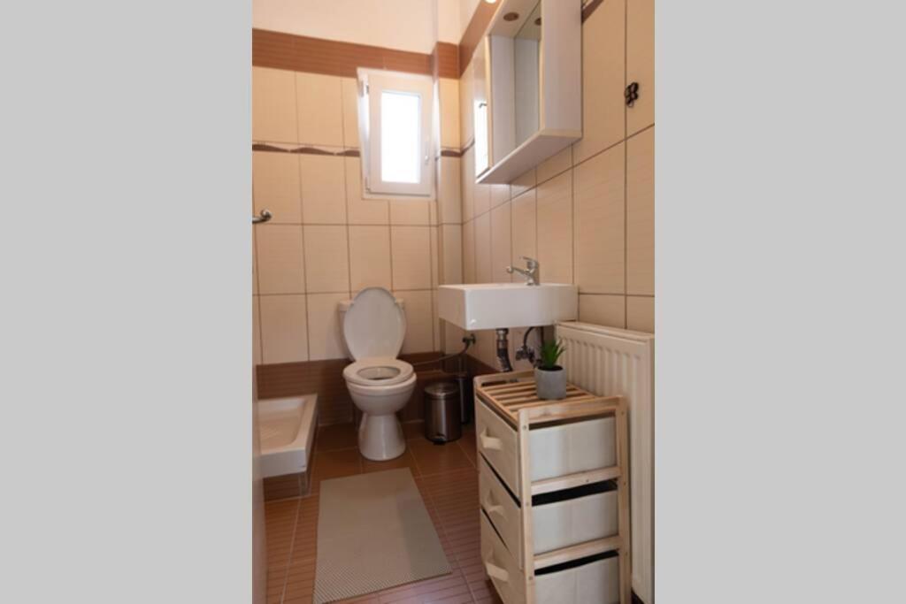 Port View House-comfy Family Apartment-panoramic View Nea Peramos (Macedonia)