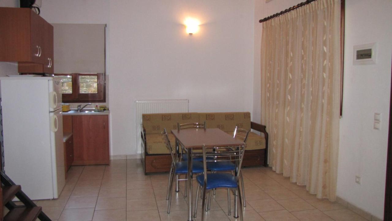 Apartment Zouzoula House Milina