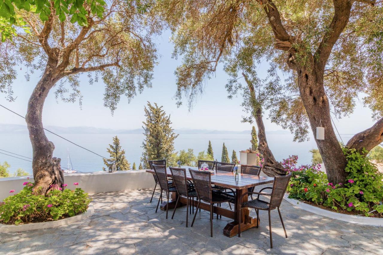 Zoela Corfu - 2 Seperate With Full Privacy Gastouri (Corfu)