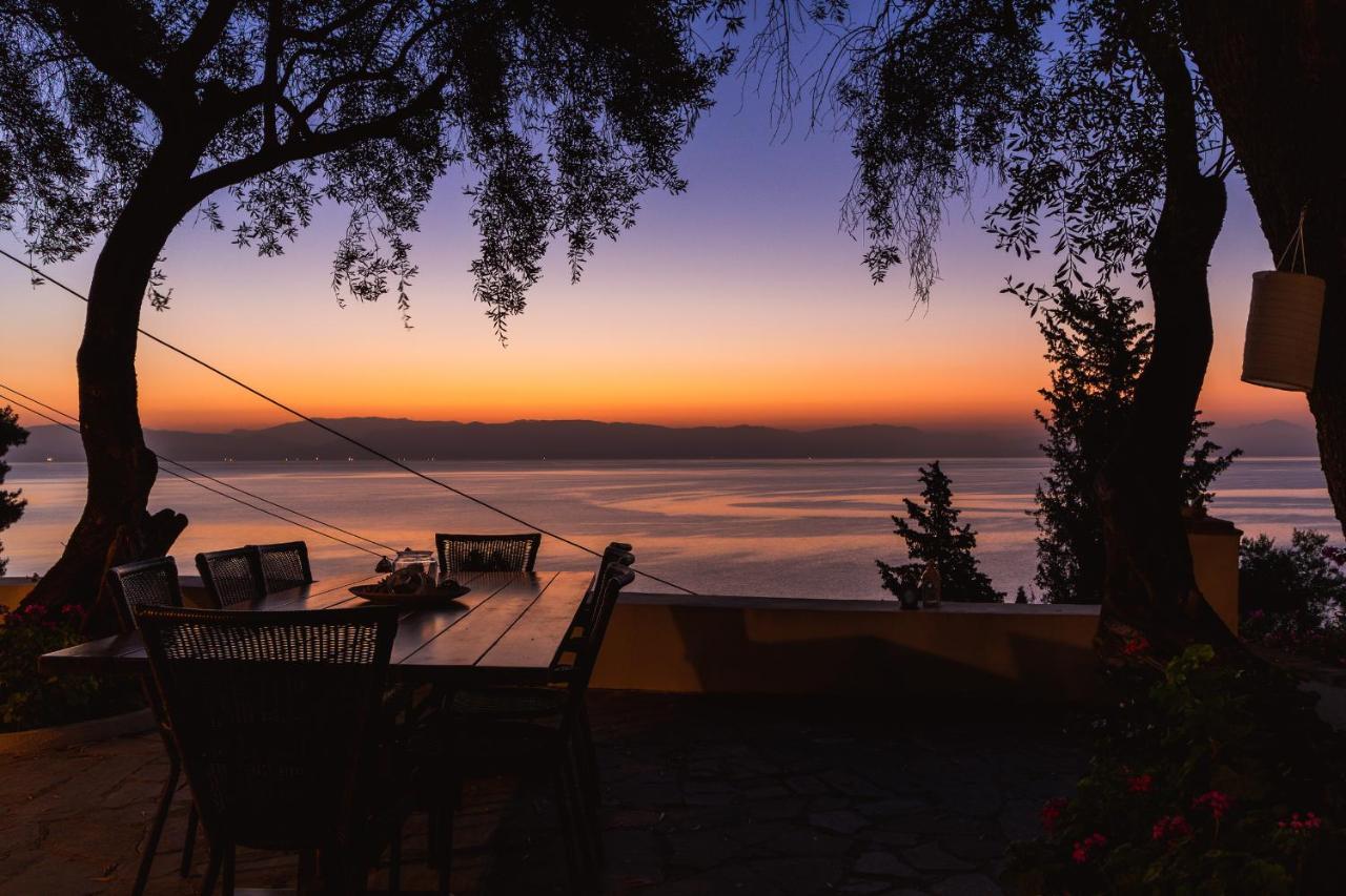 Zoela Corfu - 2 Seperate With Full Privacy