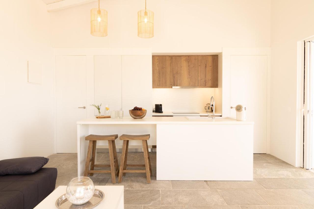 Zoela Corfu - 2 Seperate With Full Privacy *