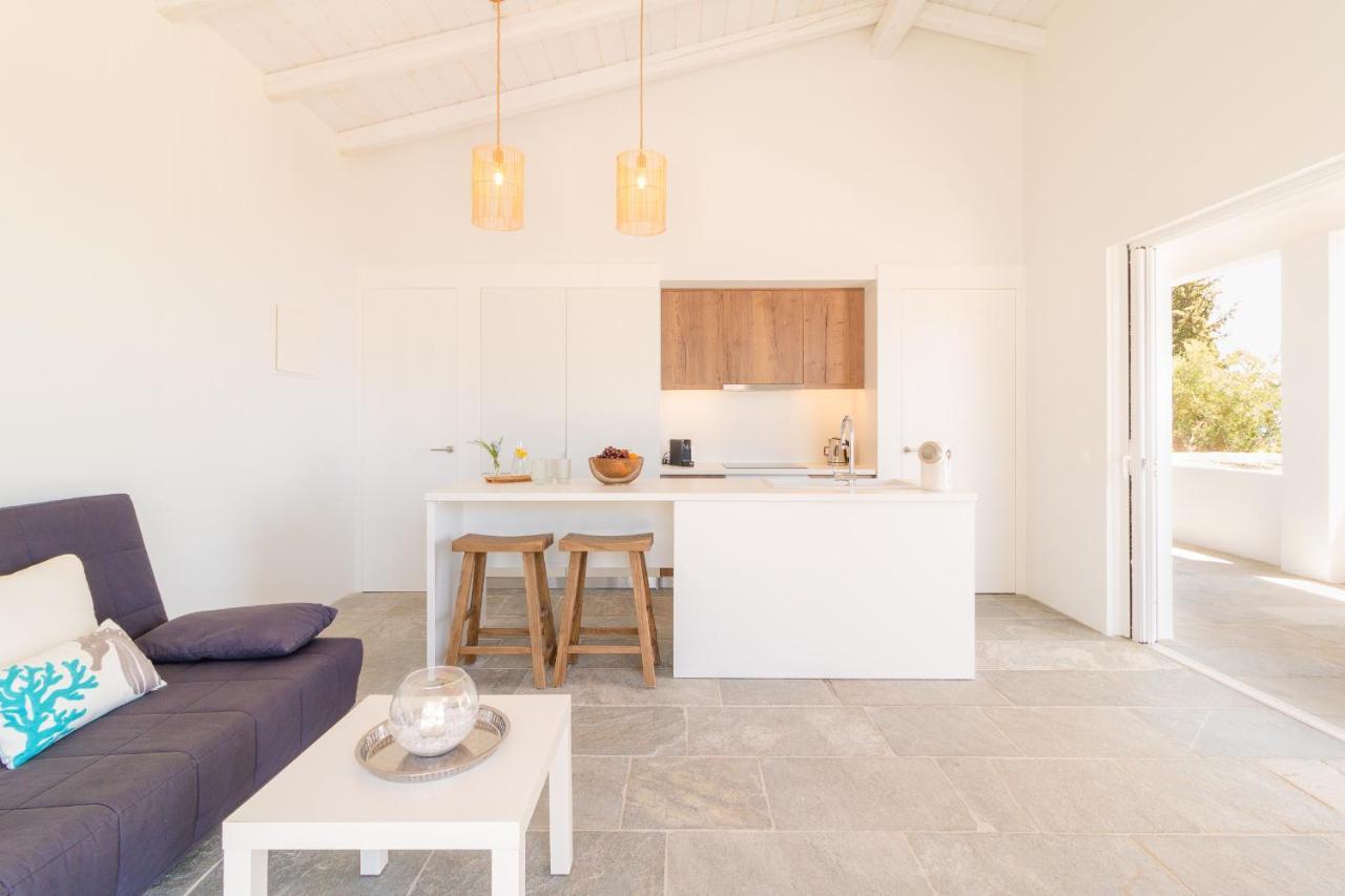 Zoela Corfu - 2 Seperate With Full Privacy