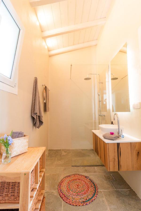 Zoela Corfu - 2 Seperate With Full Privacy *