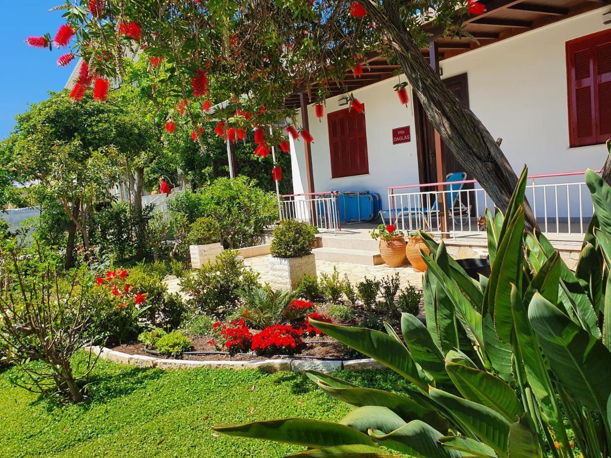 Daglas House