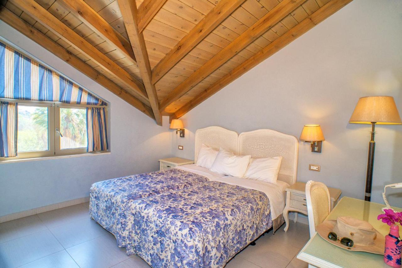 Hotel Efrosini Village