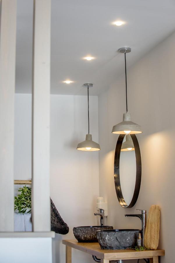 Laia Seafront Luxury Apartment