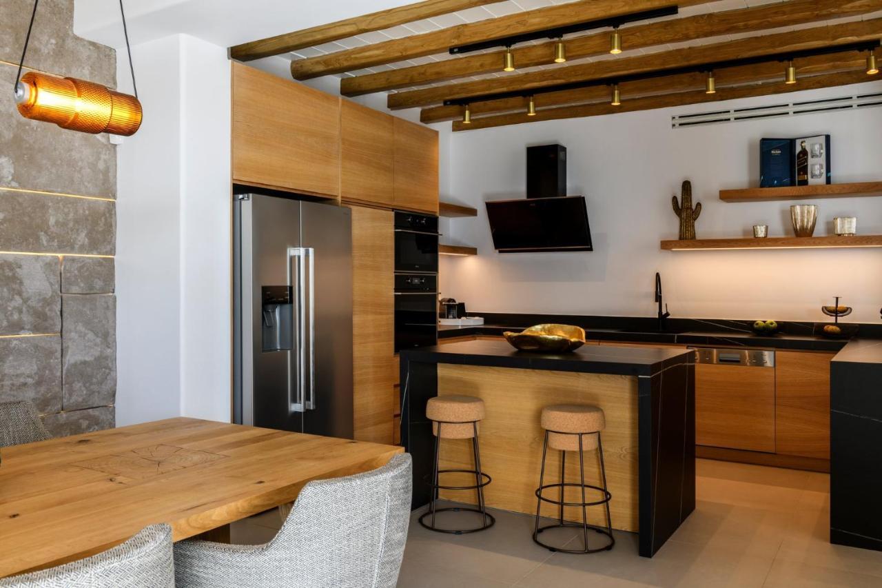 Villa Splendid Mykonos Luxury & *