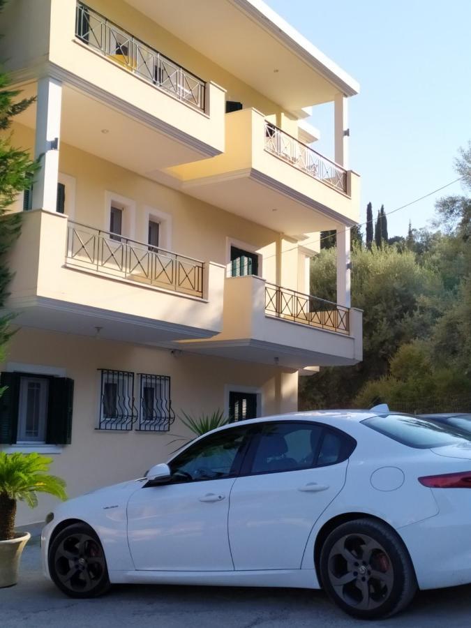 Katsenos *