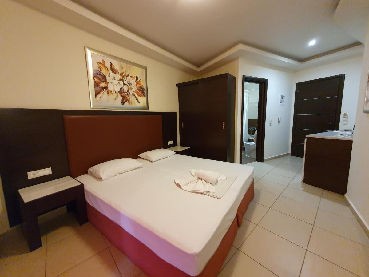 Vivian Hotel Laganas
