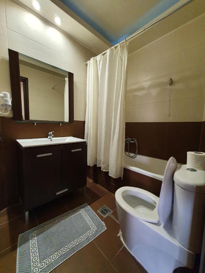 Vivian Hotel 2* Laganas