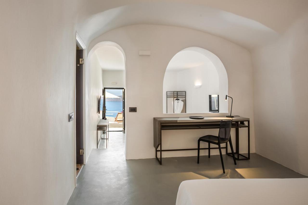 Sun Rocks Boutique (adults Only) 5* Firostefani