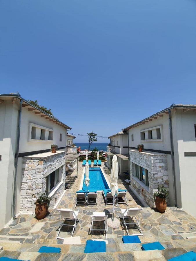 Sea And Sun Luxury Pools' *