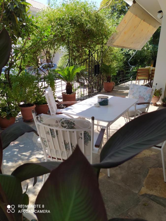 Apartment Makis Katelios